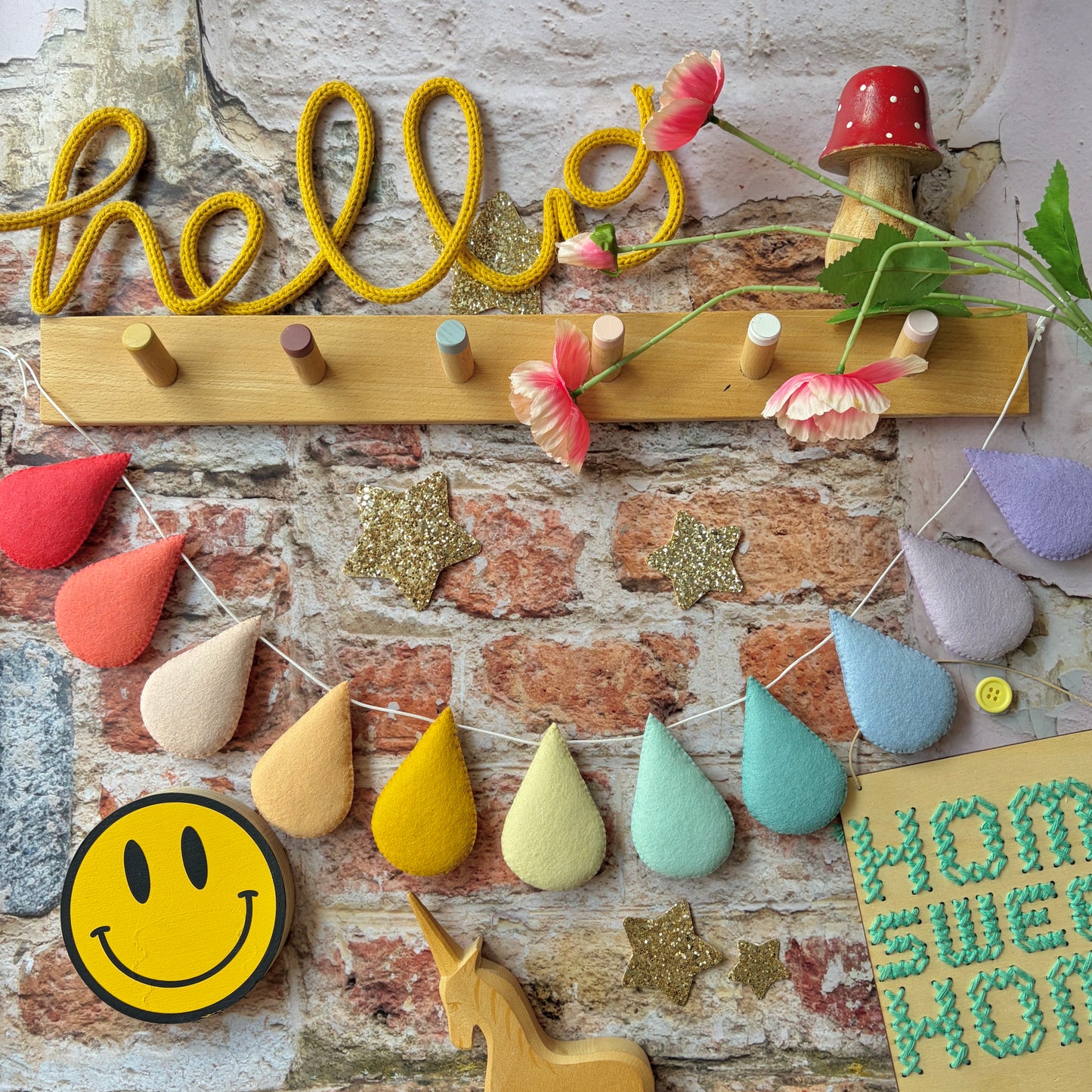Sample Sale - Bright Pastels Droplet Garland
