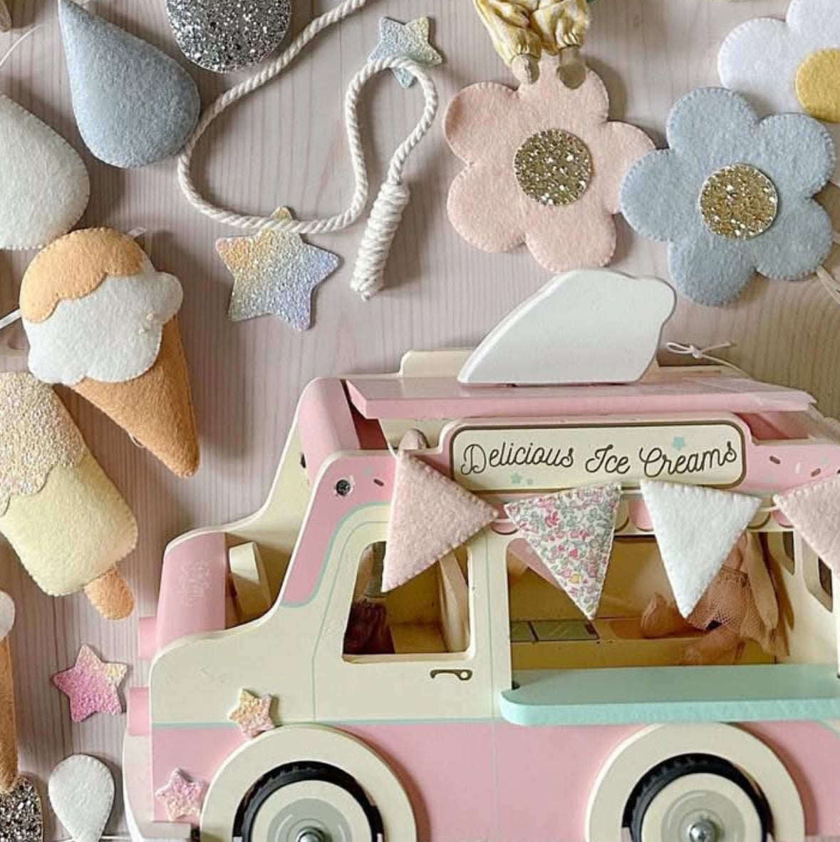 Dinky Bunting Garland - in your choice of colours