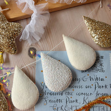 Load image into Gallery viewer, Stardust Droplet Garland