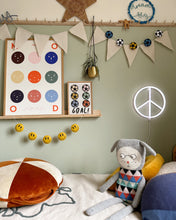 Load image into Gallery viewer, Smiley Face Garland - In your choice of colours