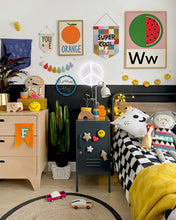 Load image into Gallery viewer, Smiley Face Garland - In your choice of colours