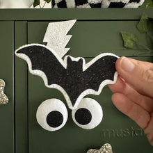 Load image into Gallery viewer, Bat Magnet