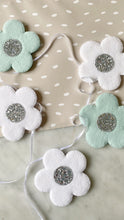 Load image into Gallery viewer, Daisy Garland - in your choice of colours.