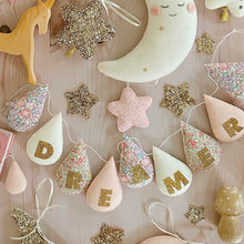 Load image into Gallery viewer, Personalised Name/Word Droplet Garland