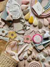 Load image into Gallery viewer, Droplet Garland - Sunlight