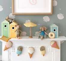Load image into Gallery viewer, Ice cream Garland- made in your choice of colours