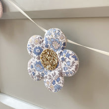 Load image into Gallery viewer, Daisy Garland - in your choice of colours.