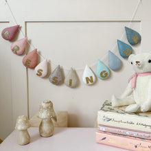 Load image into Gallery viewer, Personalised Name/Word Droplet Garland