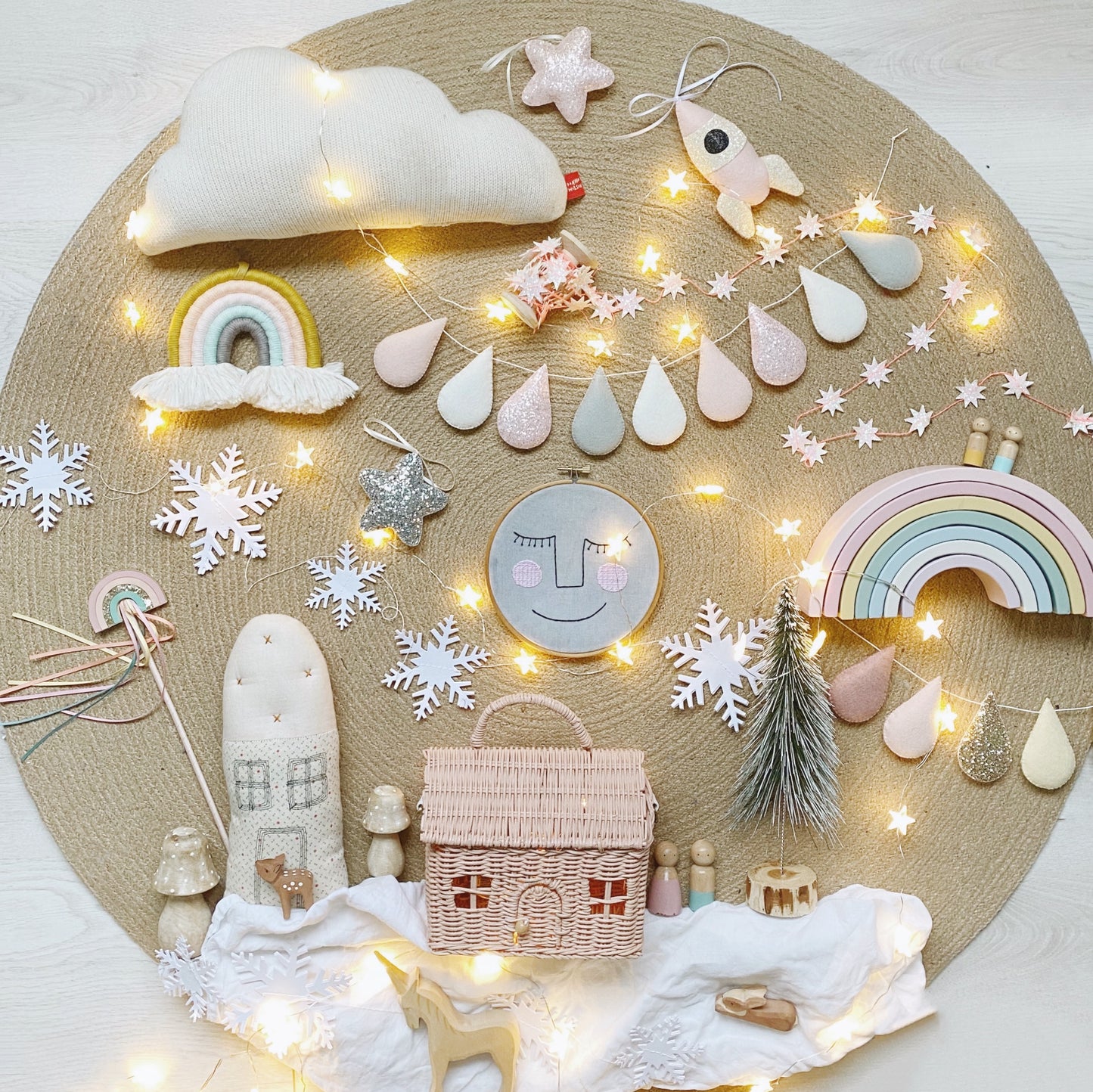 Blush glitter with pale grey Droplet Garland