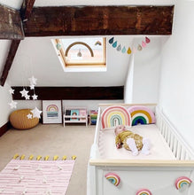 Load image into Gallery viewer, Springtime Droplet garland