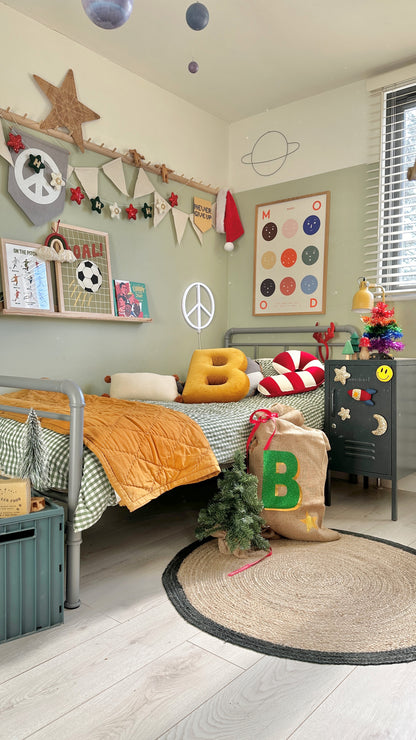 Rocket, Moon and Star Magnets (in your choice of colours)