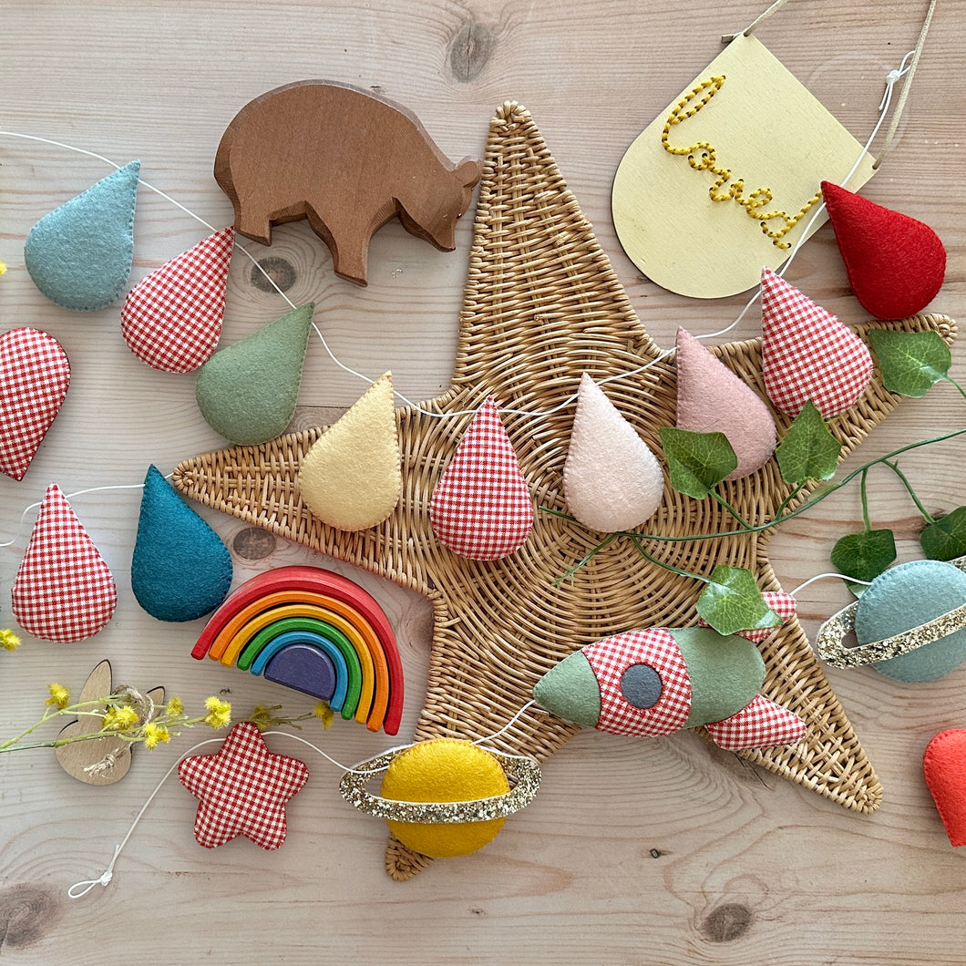 Gingham Garland with Pinks (New)