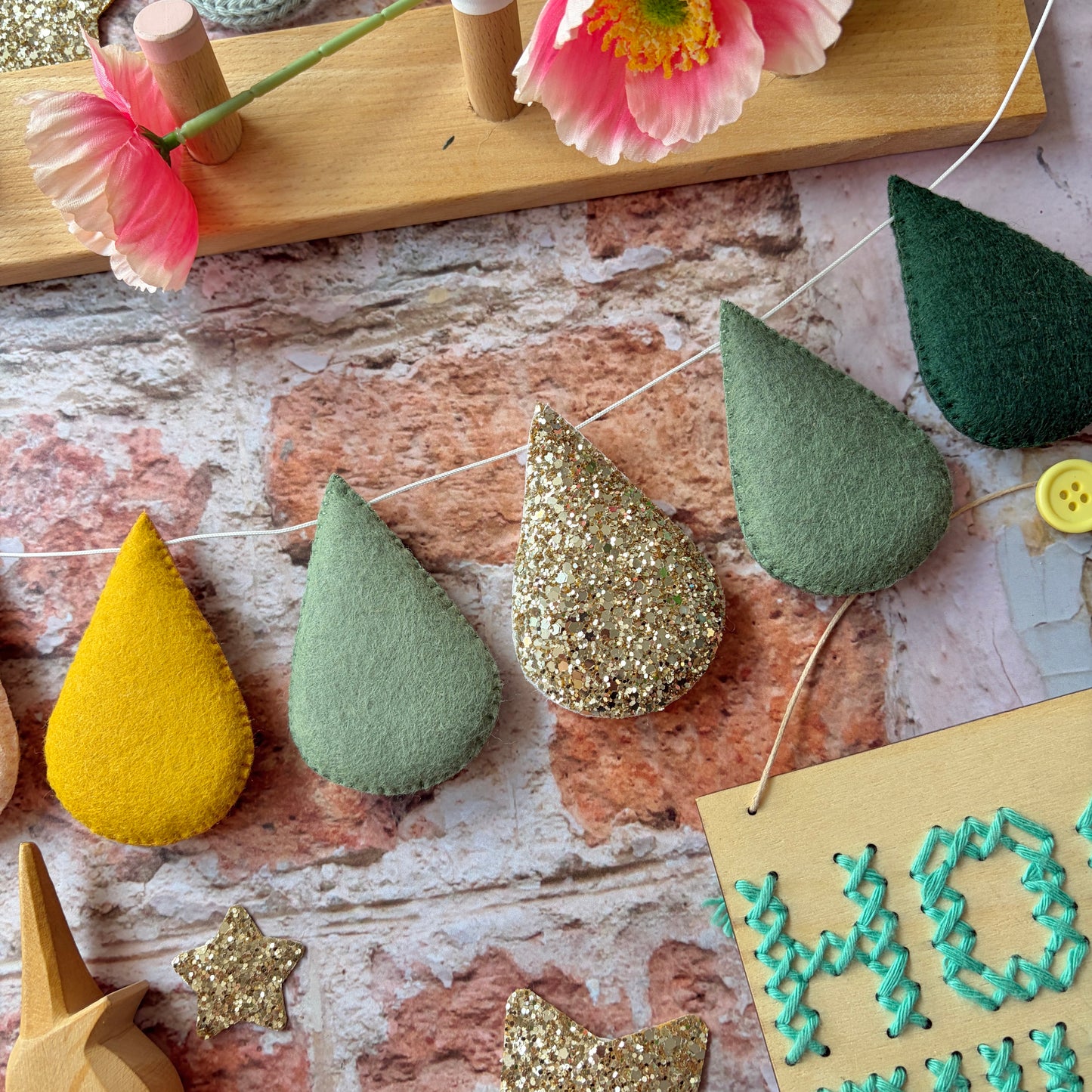 Sample Sale- Rose Garden Droplet Garland