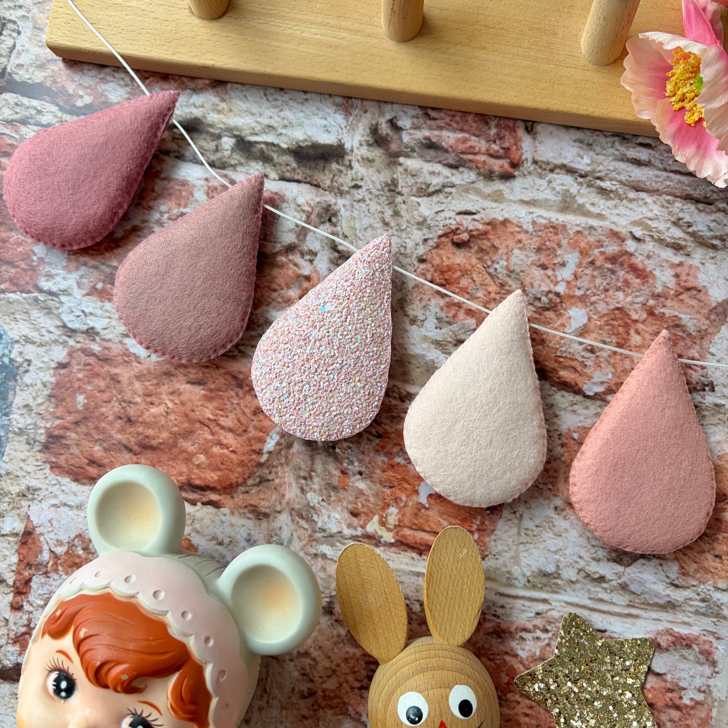 Perfect Pinks Droplet Garland