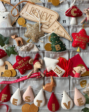 Load image into Gallery viewer, Custom Name/Word Garland with a Star to each end.
