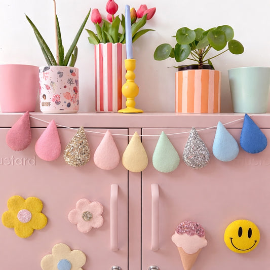 Blossom Droplet Garland