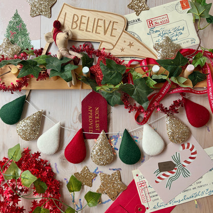 Holly and Ivy Droplet Garland