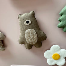 Load image into Gallery viewer, Bear Garland / Magnets - Made to order in your choice of colours.
