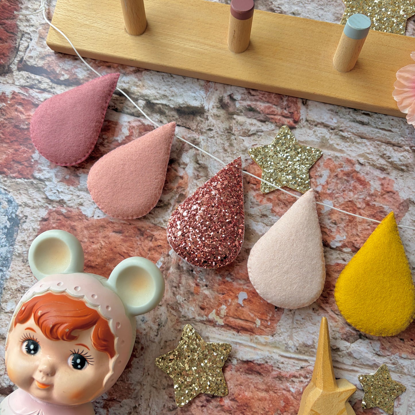 Sample Sale- Rose Garden Droplet Garland
