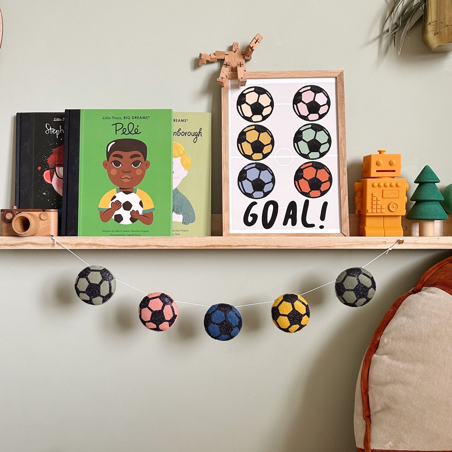 Football theme kidsroom bunting garland in colours of your choice by Velveteen Babies. 
