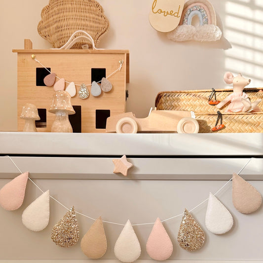 Droplet garland - blush, beige and gold