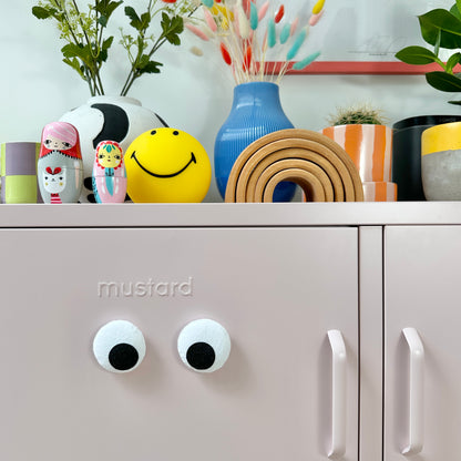 locker-magnet-googly-eyes