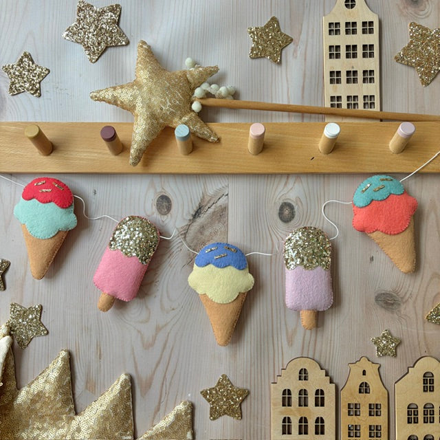 Sample sale - Ice Cream Garland in colours shown