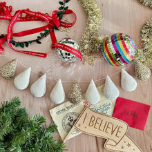 Load image into Gallery viewer, Stardust Droplet Garland
