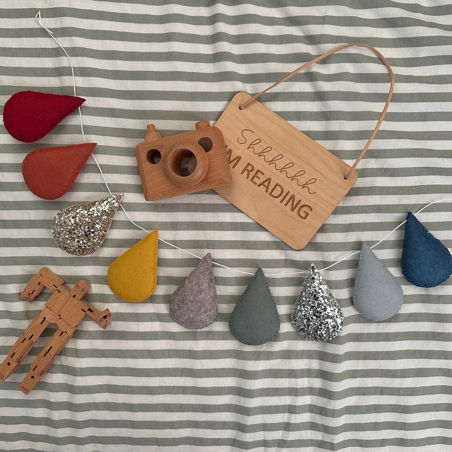 Earthy Tones Droplet Garland (New)