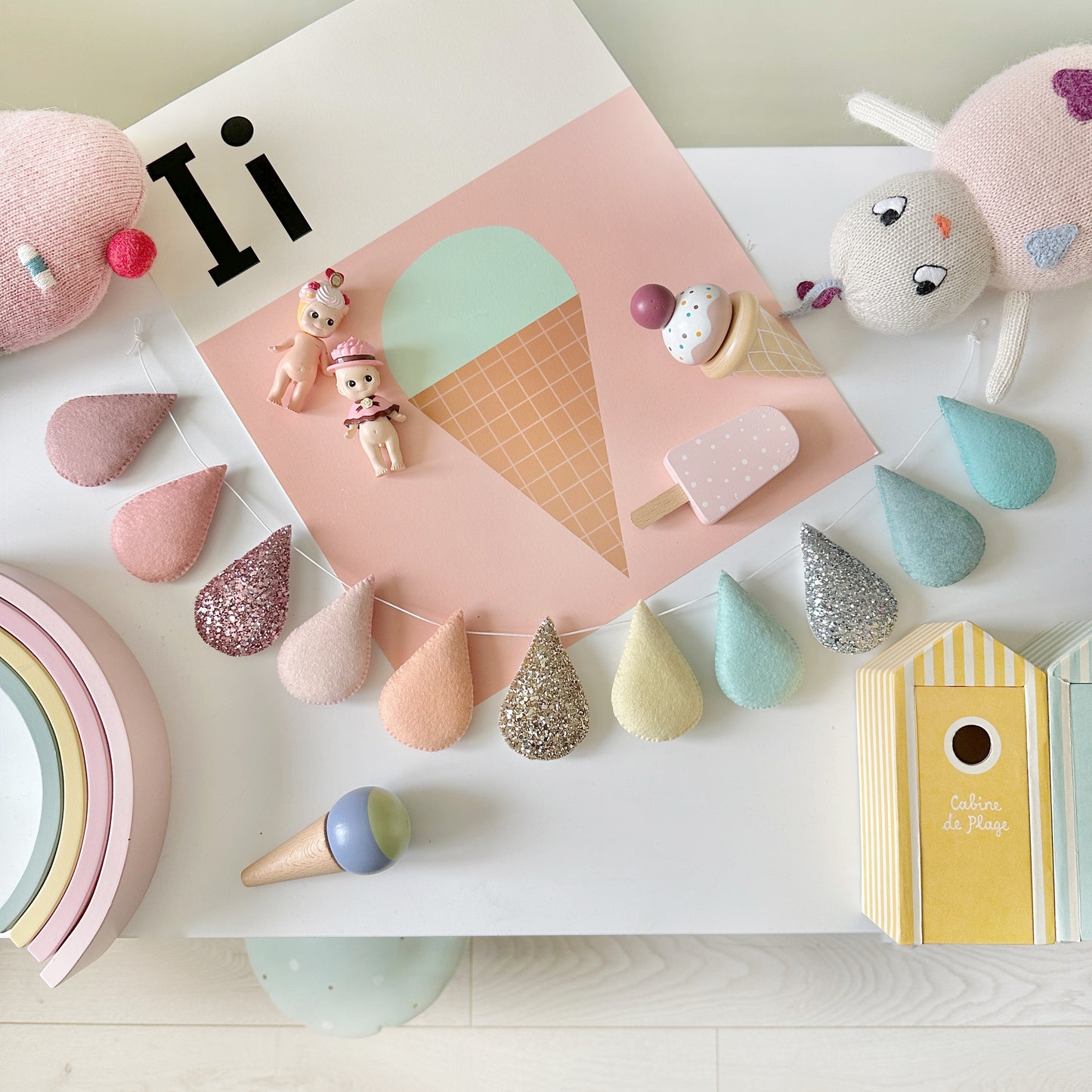 Pastel Ice Cream Shades garland