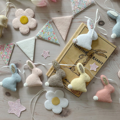 Custom colours Bunny Garland