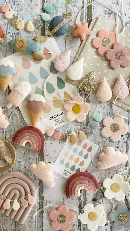 Daisy Garland - in your choice of colours.