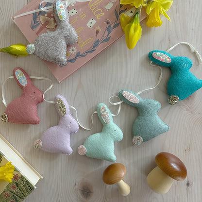 Custom colours Bunny Garland