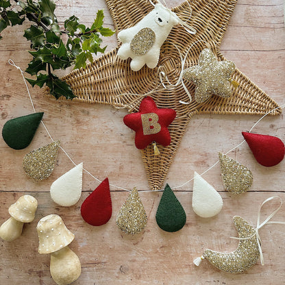 Holly and Ivy Droplet Garland