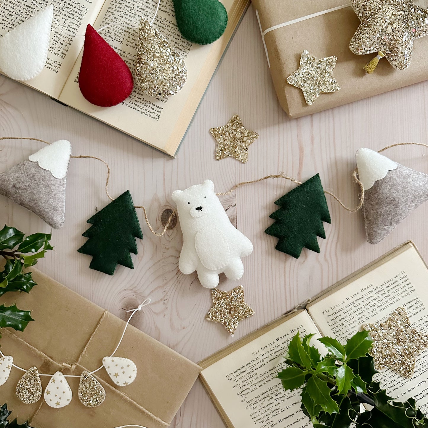 Polar Bear Garland