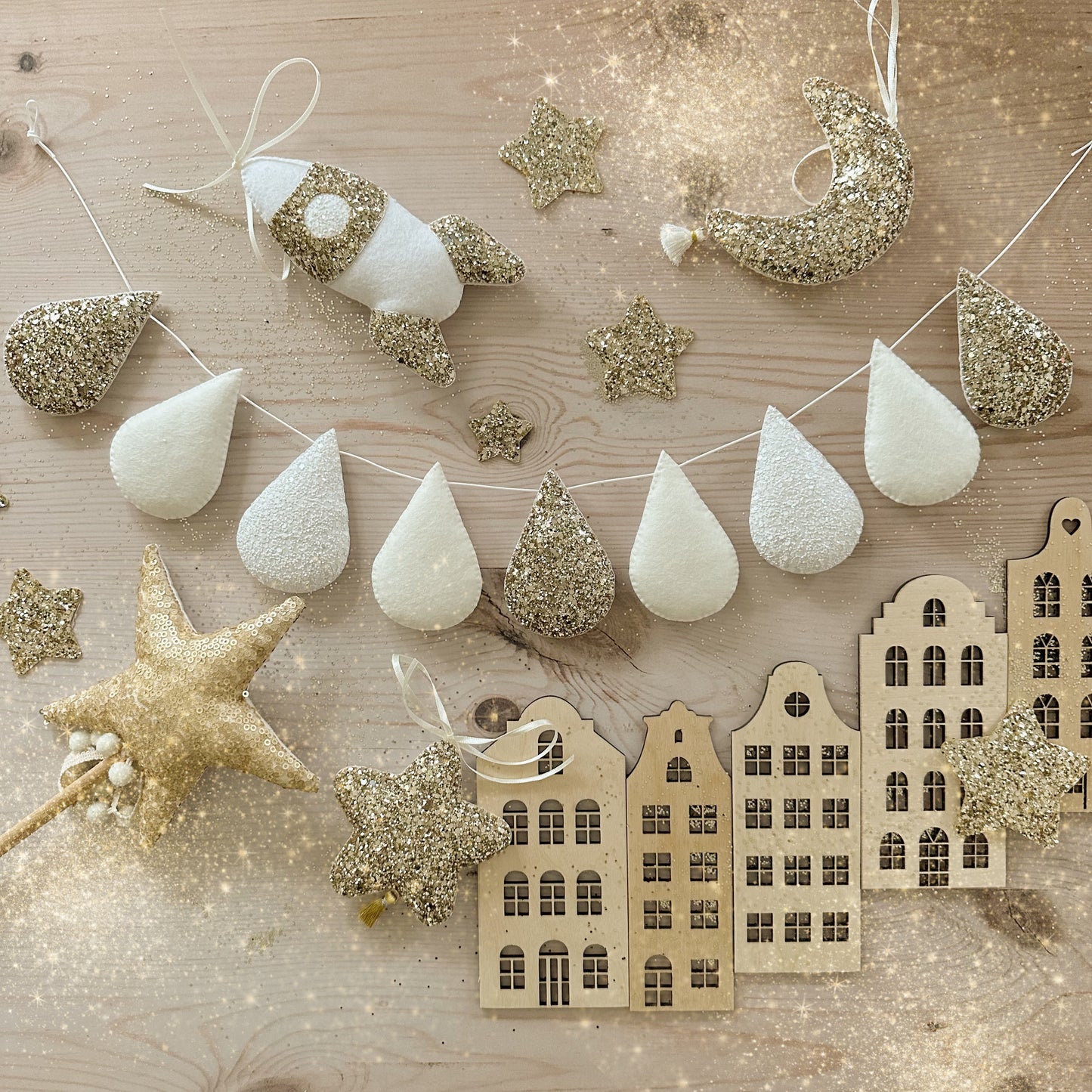 Stardust Droplet Garland